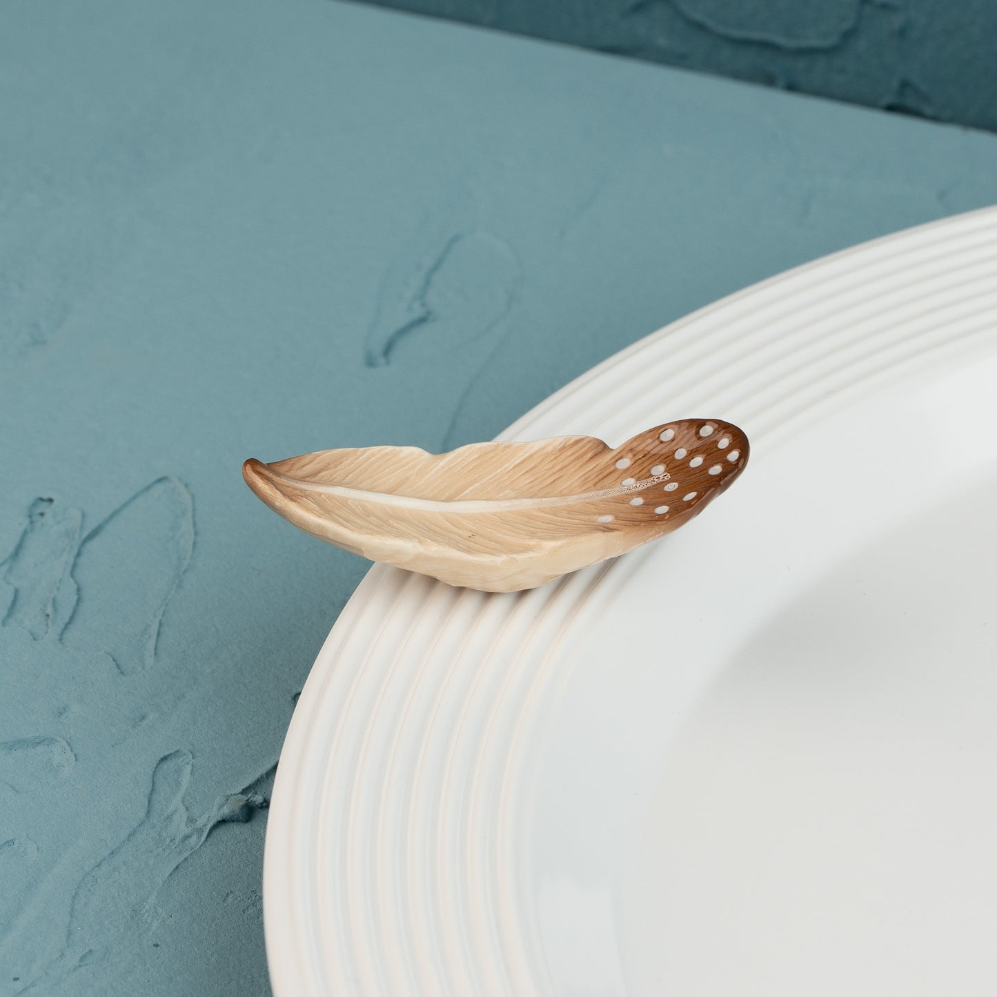 mini creative quill (feather)